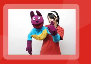 Titeres gigantes y teatrinos inflables para fiestas infantiles.